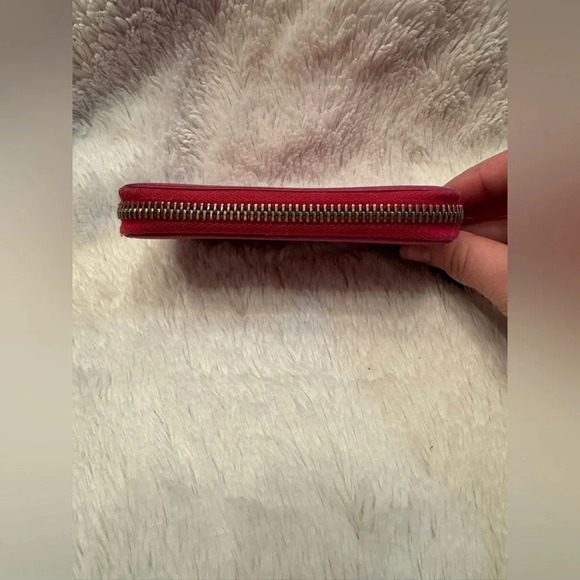 Vintage Gucci Zip Around Leather Wallet - Pink Calfskin - 1990s Pebbled Leather - Picture 4 of 9